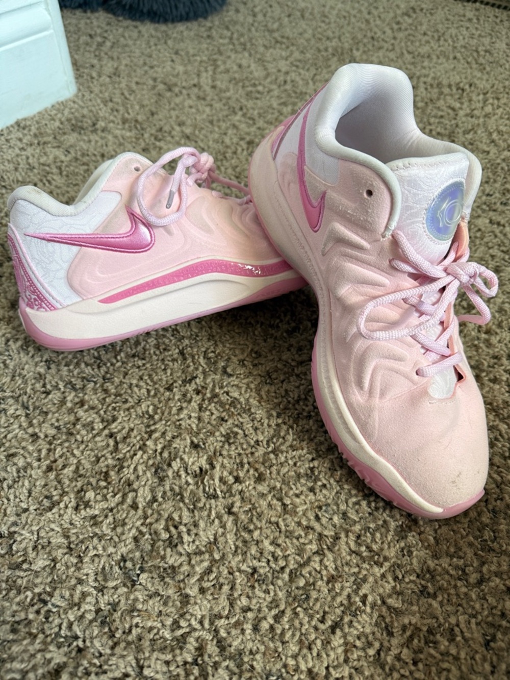 Nike KD 17 NRG Aunt Pearl FZ1518-600